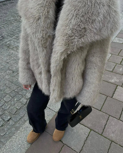 Macy ™  | Fur Coat